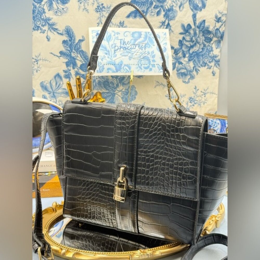 🆕 KURT GEIGER LONDON 🧿 NWOT Brixton Croc-Embossed Top Handle Flap Bag *SAMPLE* - Picture 8 of 16